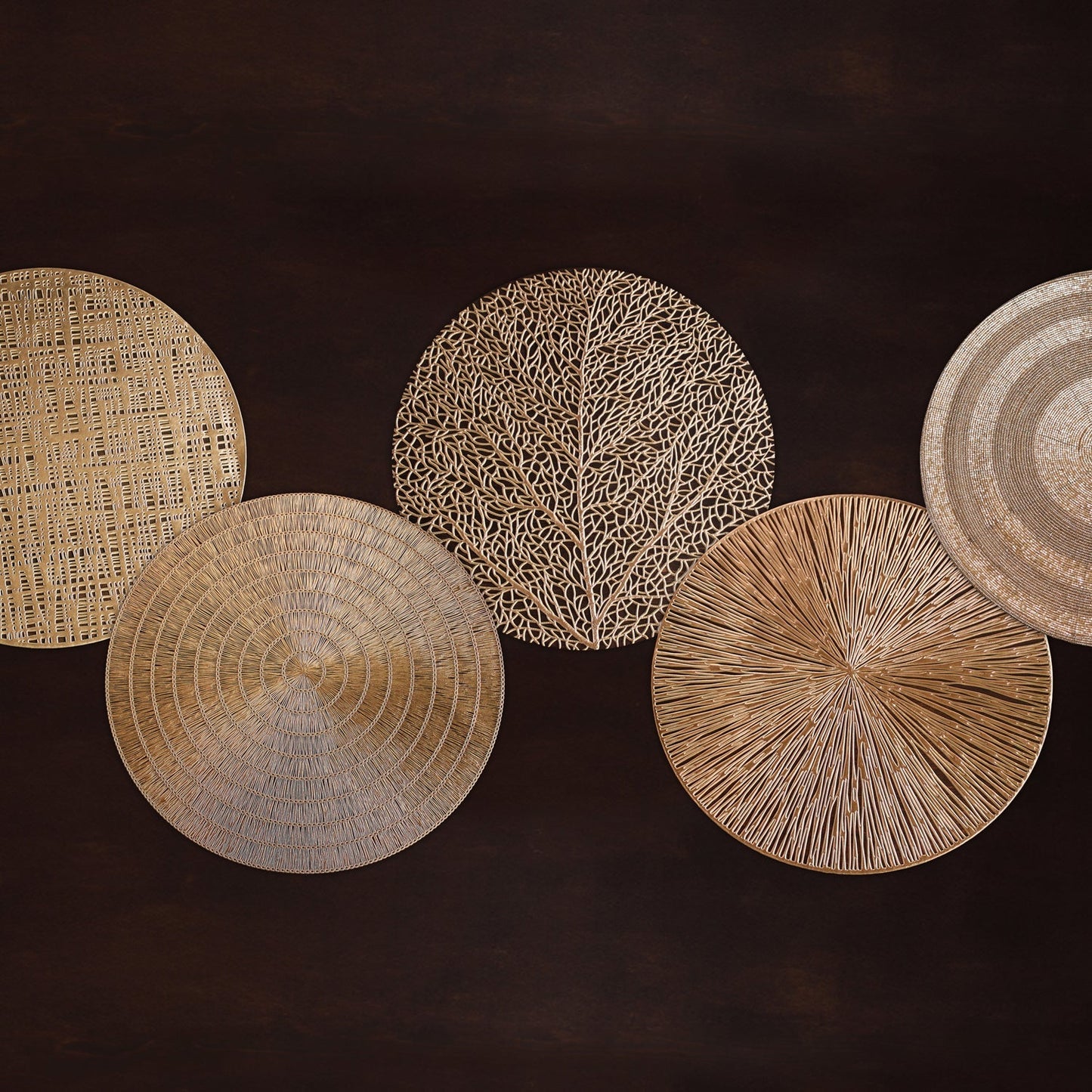 VIDA Sunburst 15" Round Placemats Set of 4 (Gold)