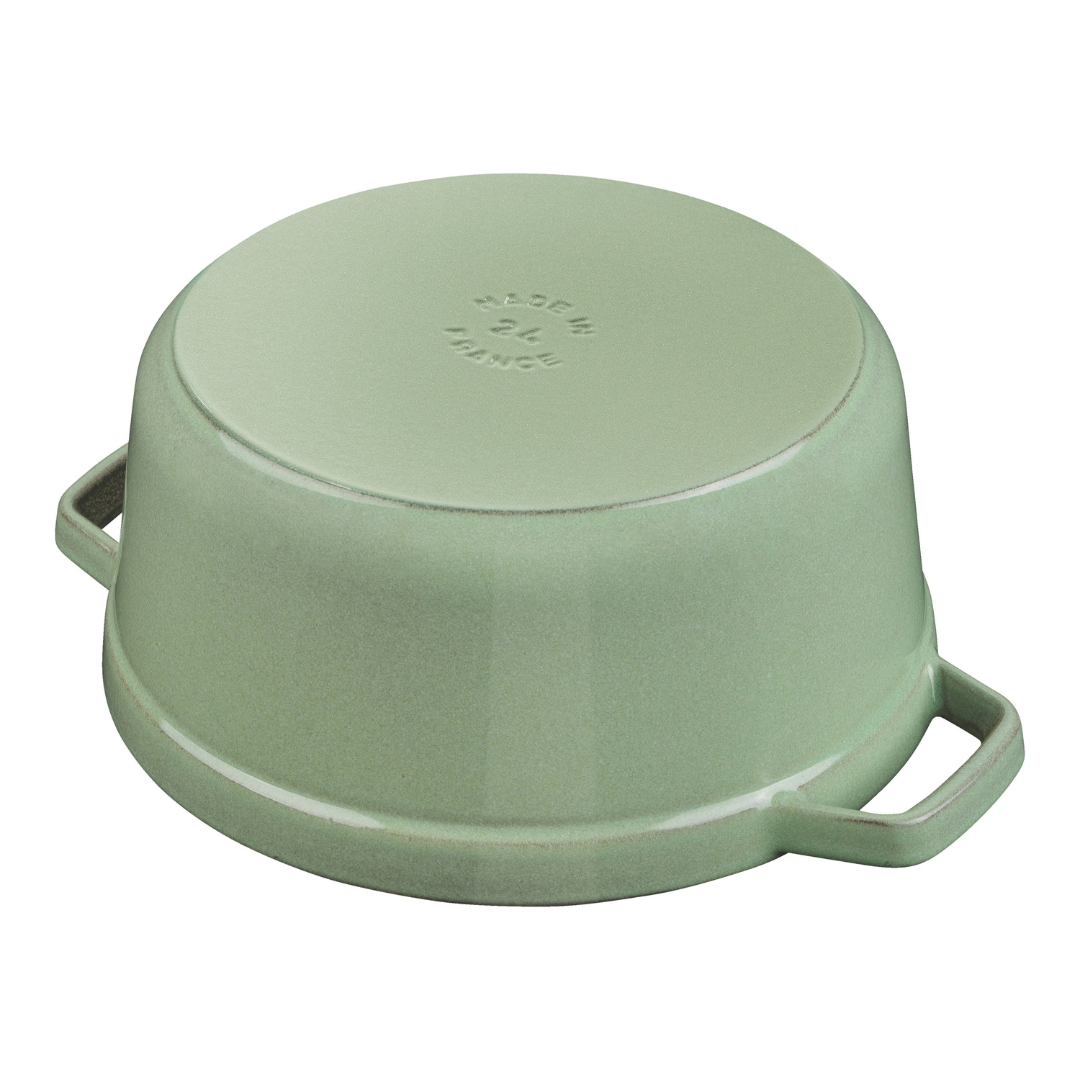 Cocotte Staub de hierro fundido redonda de 5,5 qt - Azul oscuro