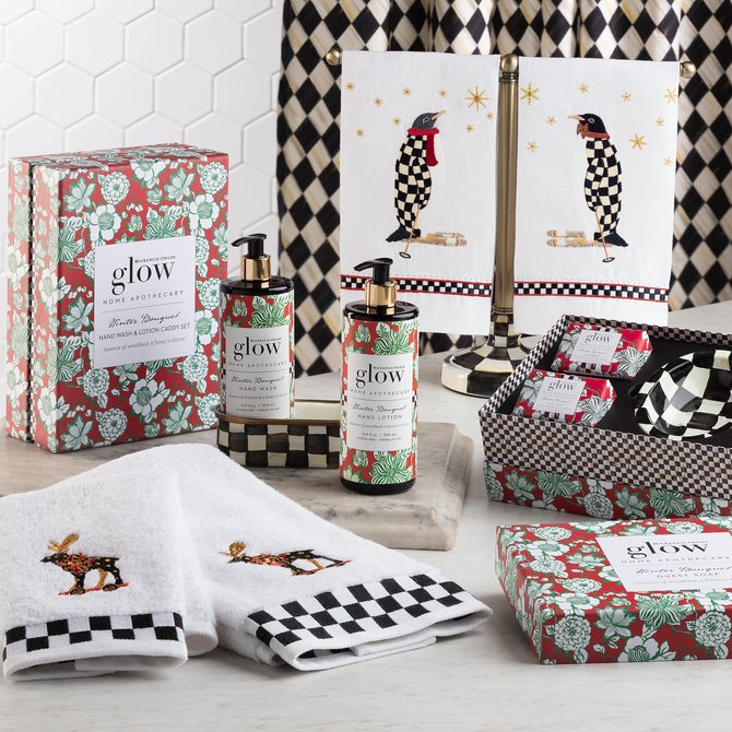 Courtly Check Guest Towel Holder