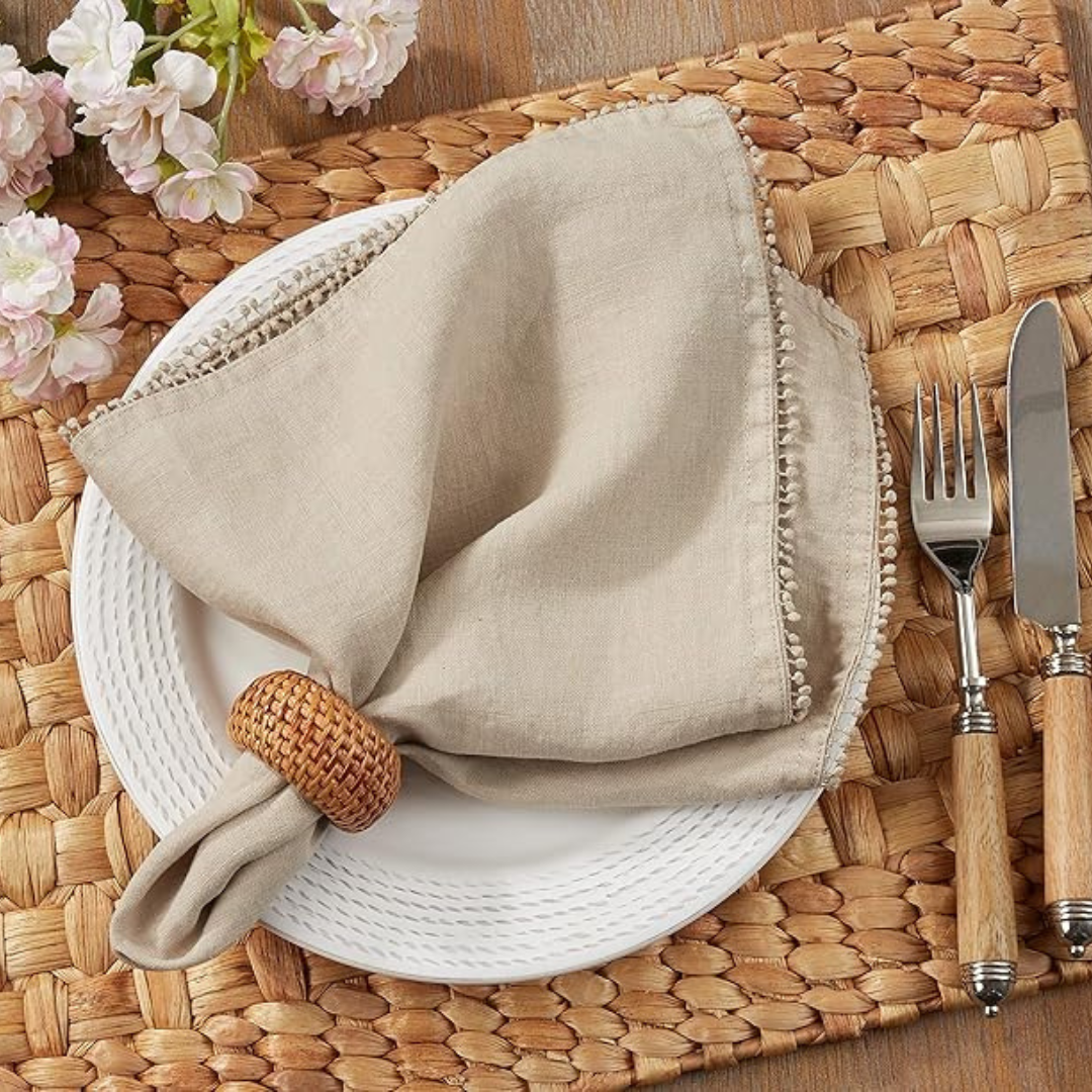 Servilleta con diseño de pompones Natural 20"