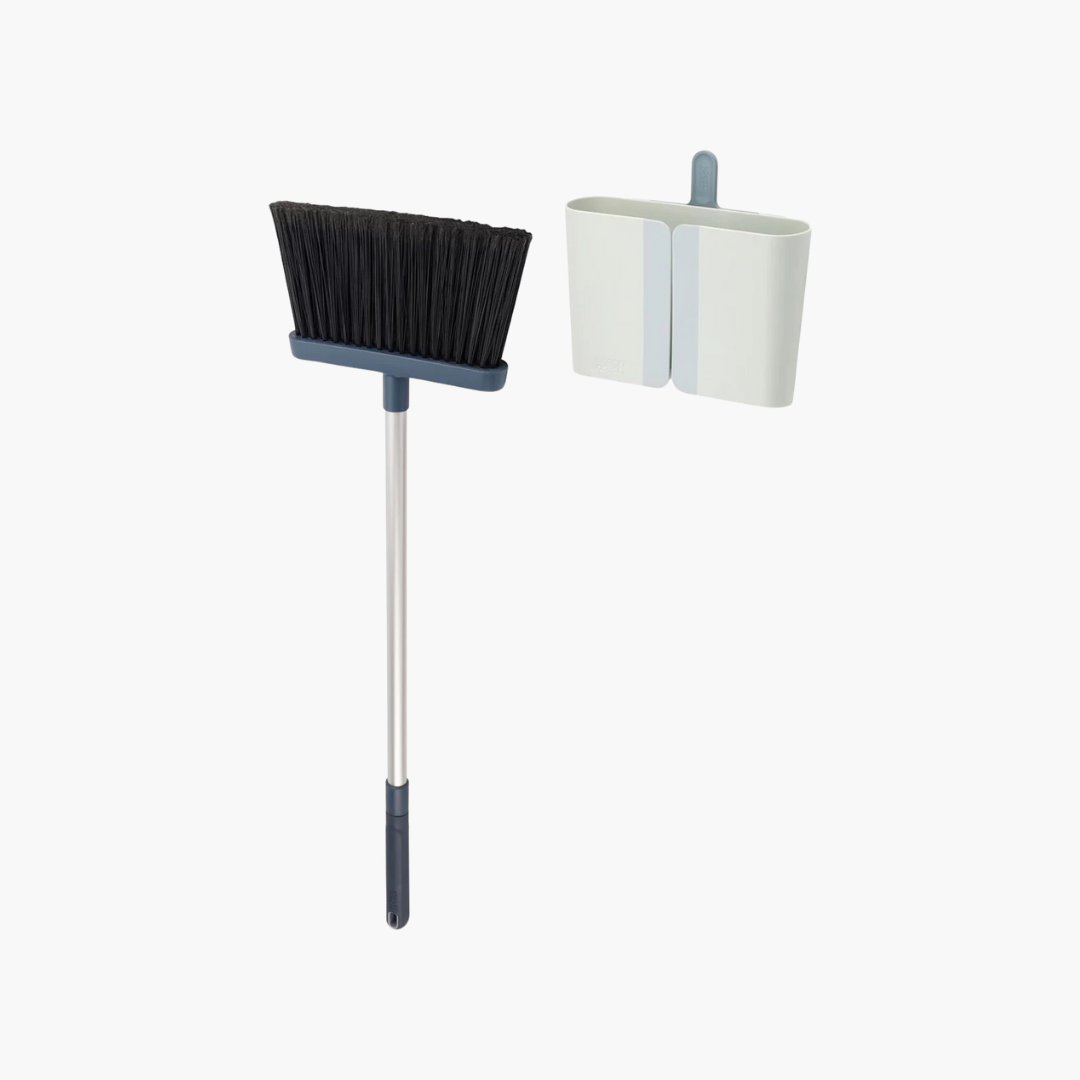 CleanStore Blue Wall-mounted Broom