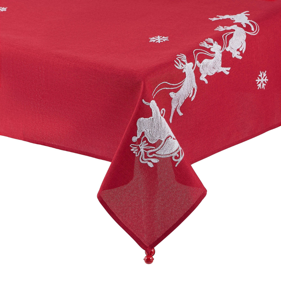 Santas Sleigh Table Throw