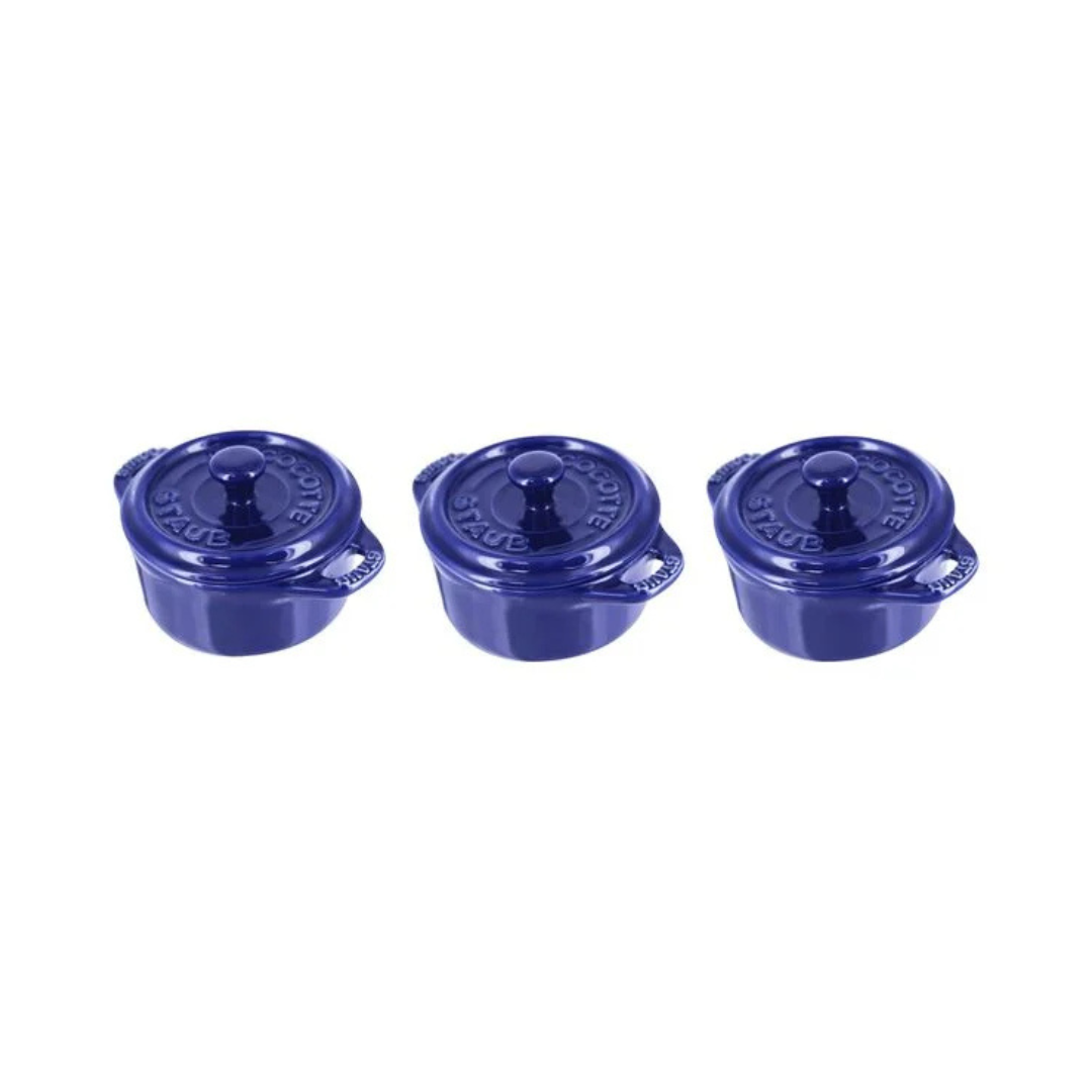 Juego de 3 mini cocottes redondos de cerámica Staub, azul oscuro