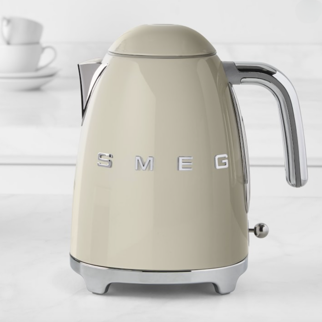 Retro-Style Cream Electric Kettle