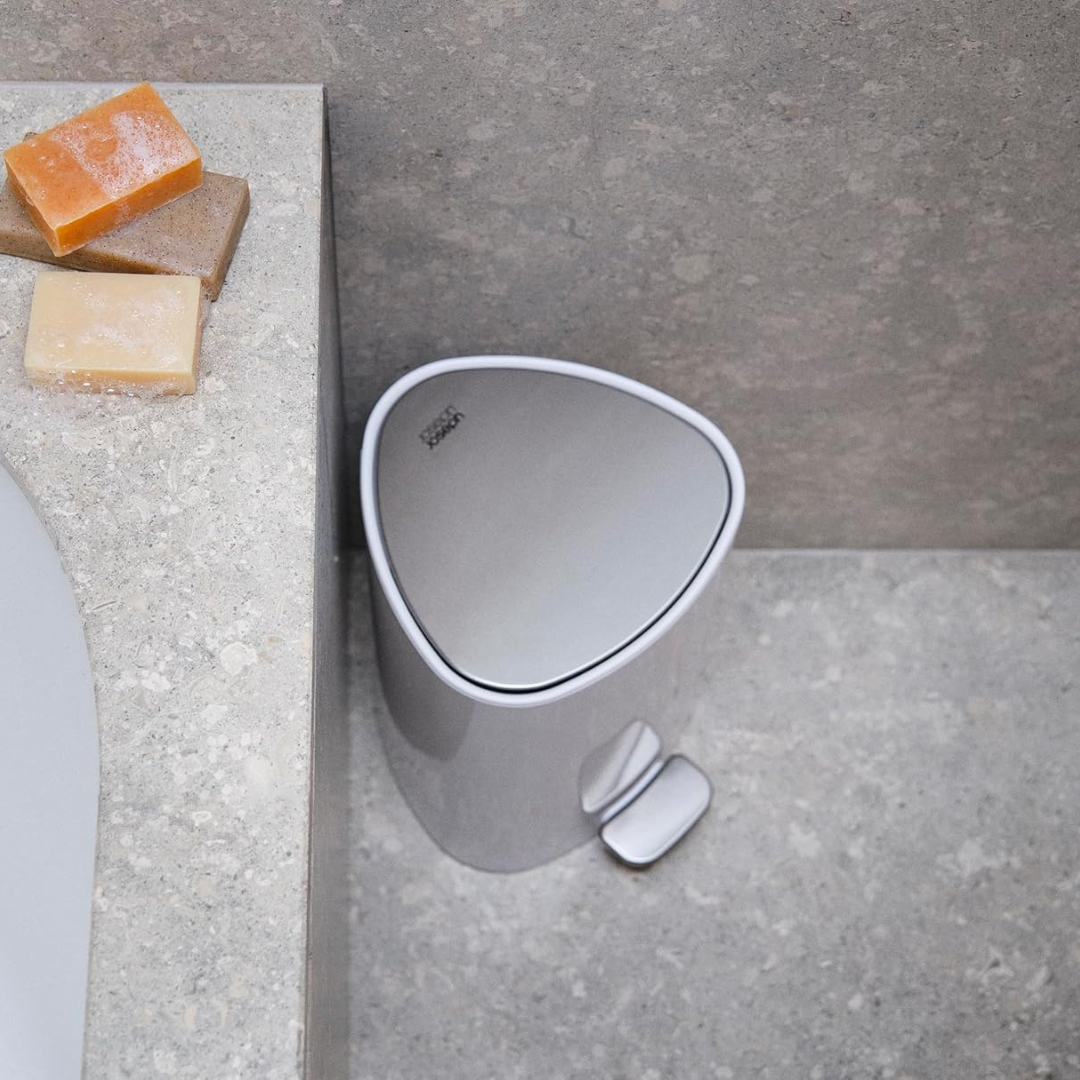 EasyStore™ 5L Gloss White Bathroom Pedal Bin