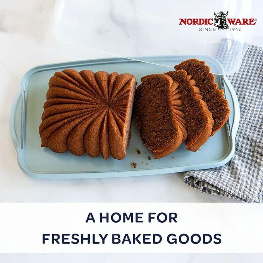 Formed Classic Fluted Loaf & White Keeper Set
