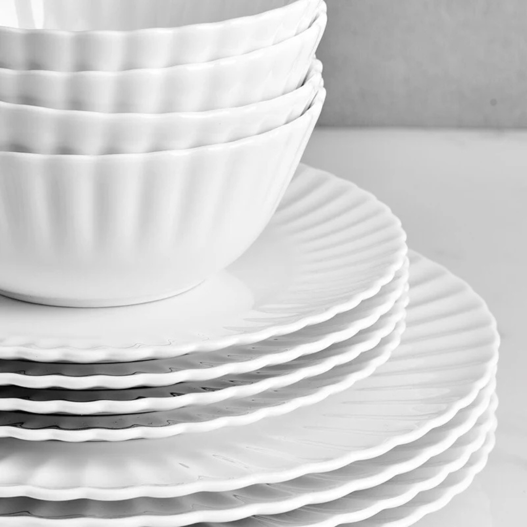Isadora 12 Piece Dinnerware Set, Service For 4