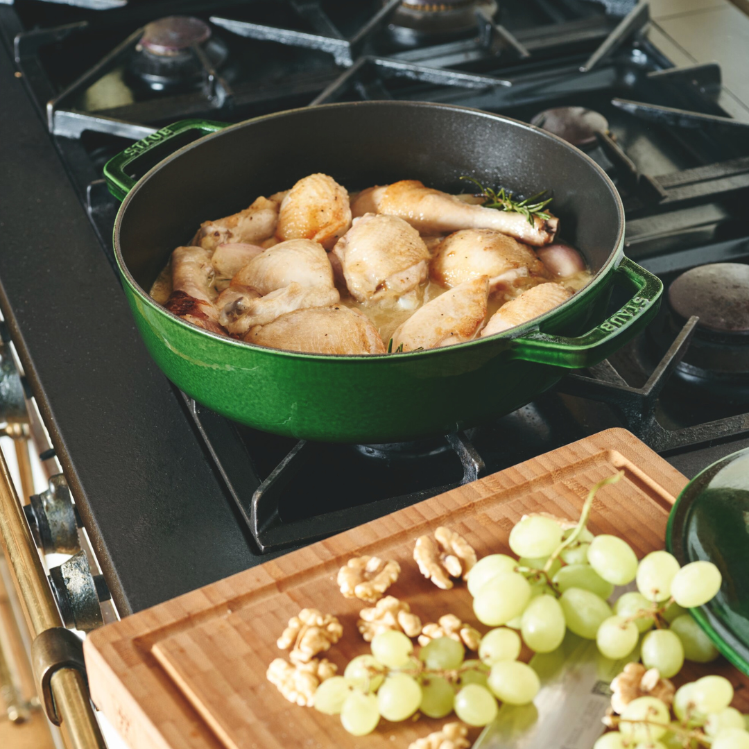 Braisers 11", Round Cast Iron Saute Pan - Basil-Green