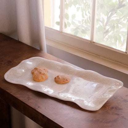 RESIN Alabaster Long Rectangle Tray White Swirl
