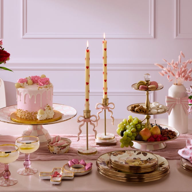 It's All About the Bow Candleholder