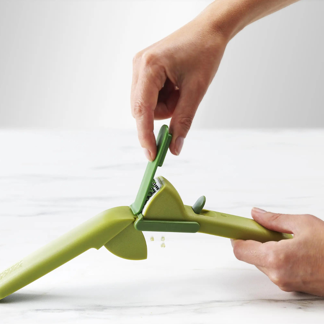 CleanForce™ Green Garlic Press