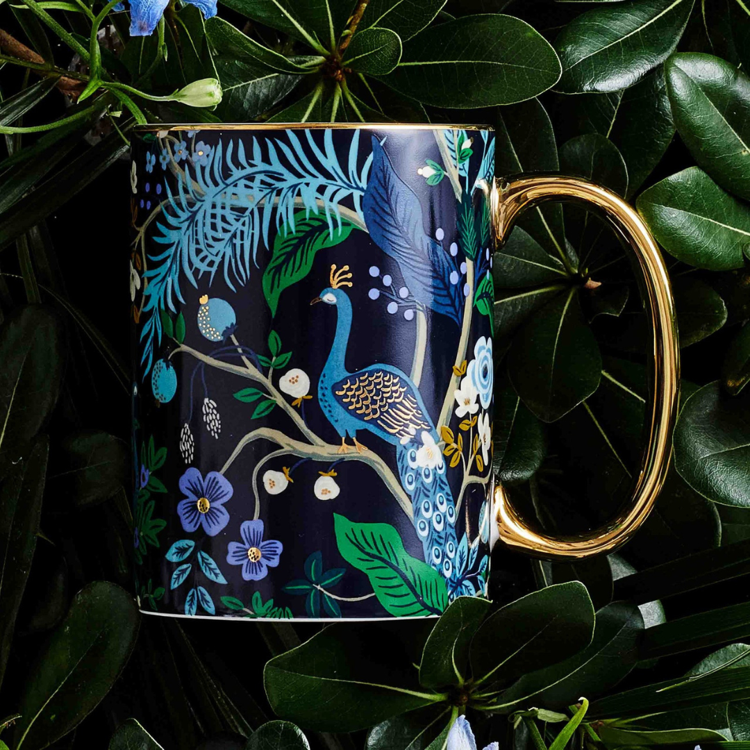 Taza de porcelana Curio