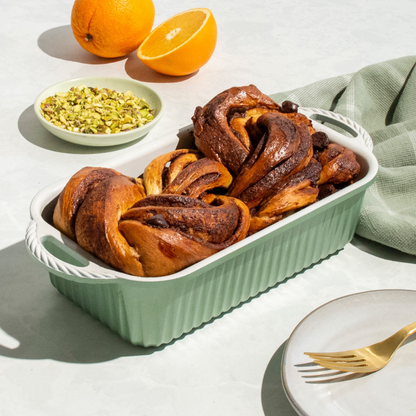 Cardamom Classic Loaf Pan