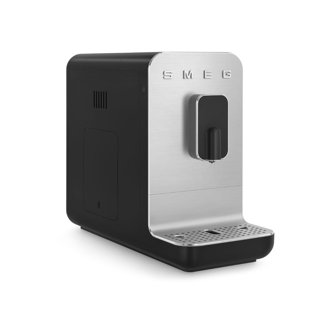 Smeg Fully-automatic Coffee Machine, Black
