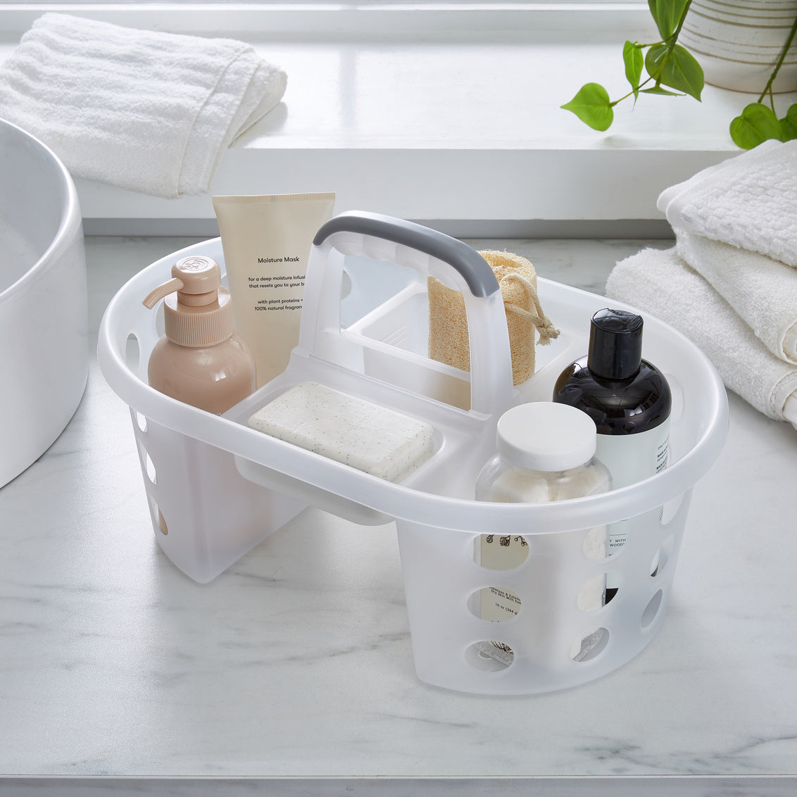 N&T Laundry / Cleaning Wash Basket with Handle PP White