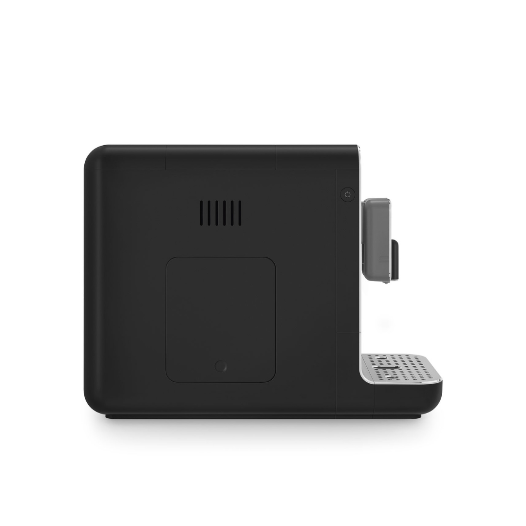 Smeg Fully-automatic Coffee Machine, Black