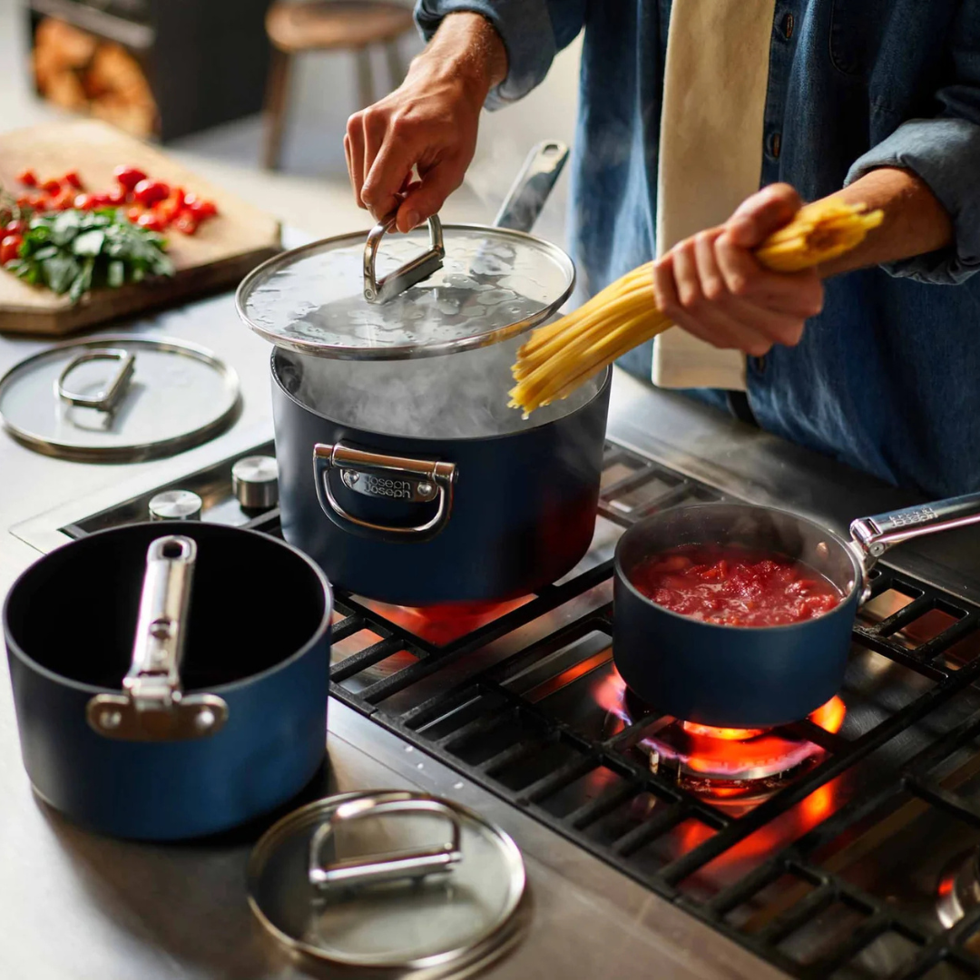 Space Folding Handle Ceramic Non-stick 3-piece Blue Saucepan Set