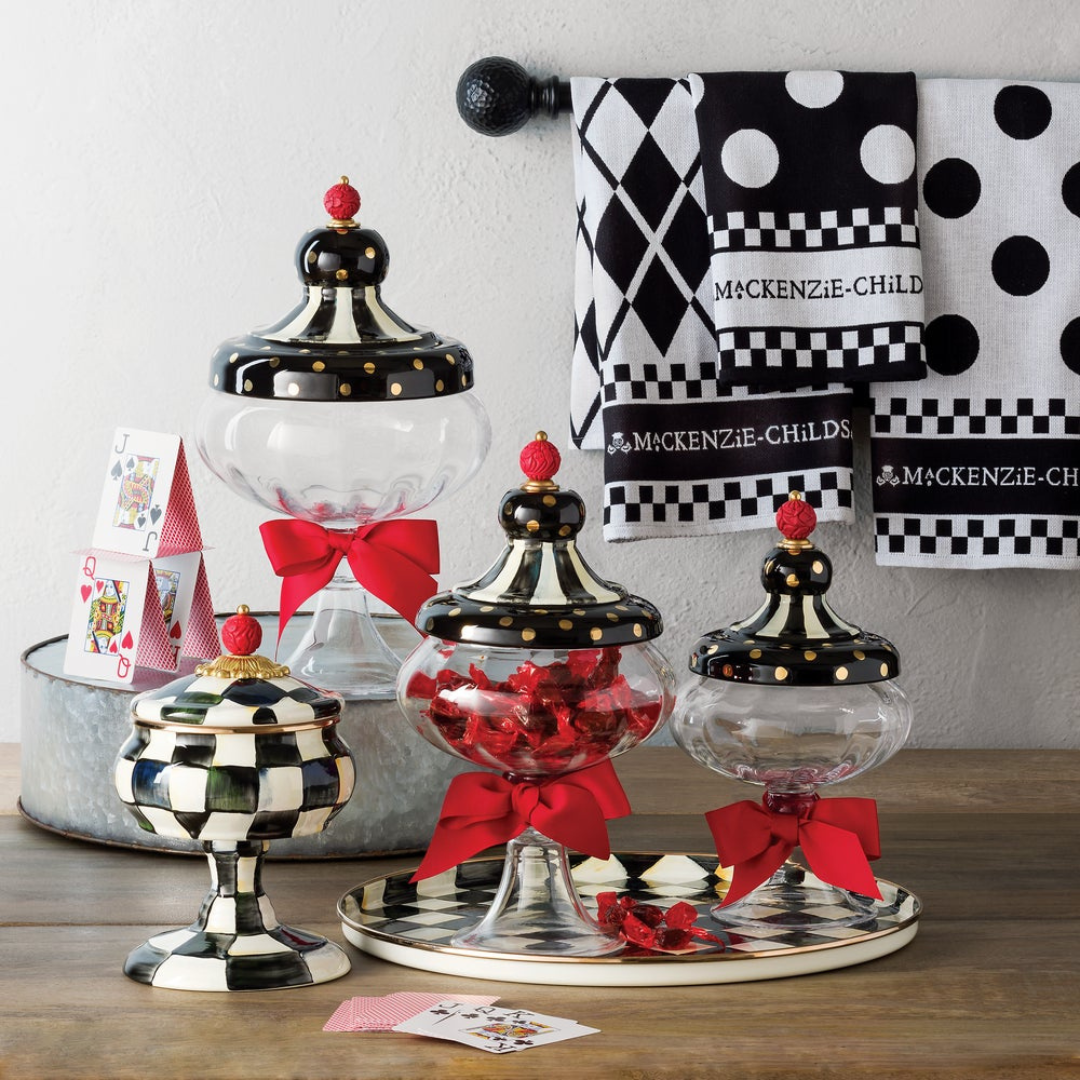 Courtly Check Round Tray