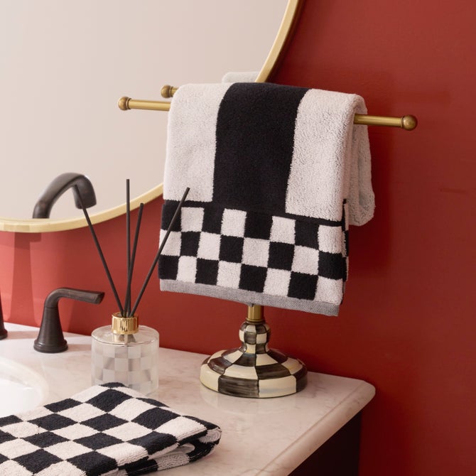 Courtly Striped Hand Towel