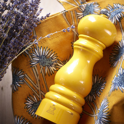 Paris u'Select Pepper Mill Wood - Saffron Yellow Gloss