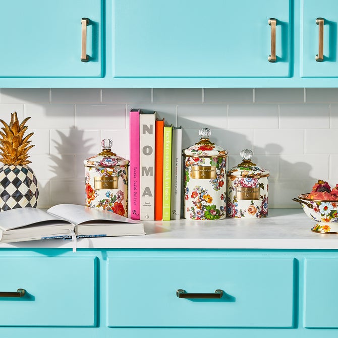 White Flower Market Small Canister