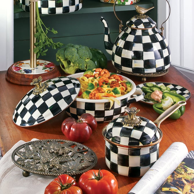 Courtly Check 1 Quart Saucepan