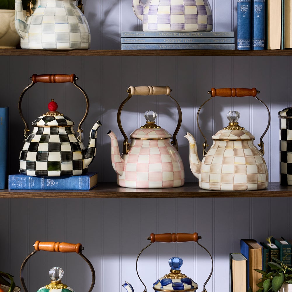 Rosy Check 2 Quart Tea Kettle