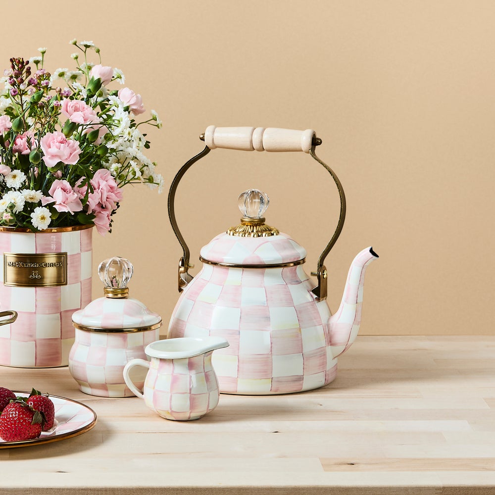 Rosy Check 2 Quart Tea Kettle