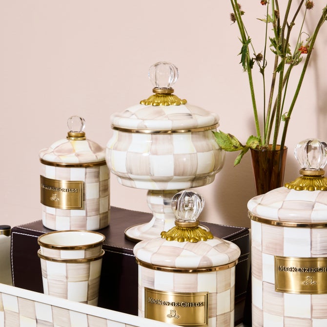 Mocha Check Curiosity Pot