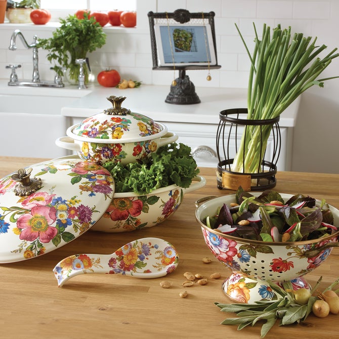 White Flower Market Spoon Rest