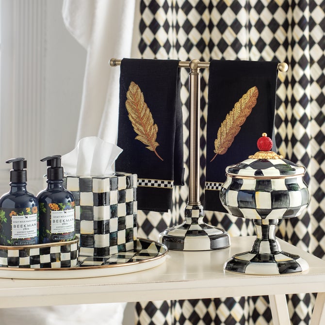 Courtly Check Guest Towel Holder