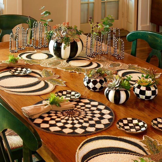 Courtly Check Appetizer Plates, Set of 4