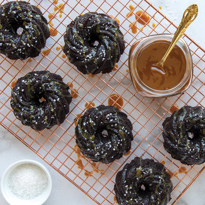 Swirl Bundtlette Pan