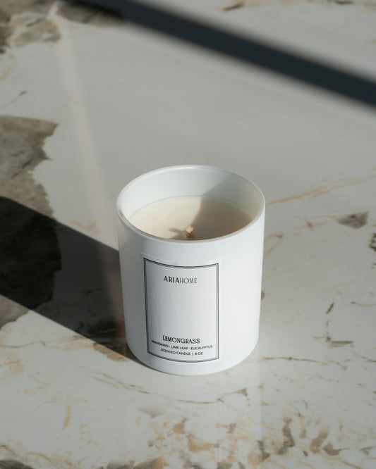 Matte White Candle with Magnetic Box - Lemongrass