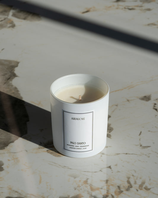 Matte White Candle with Magnetic Box - Palo Santo