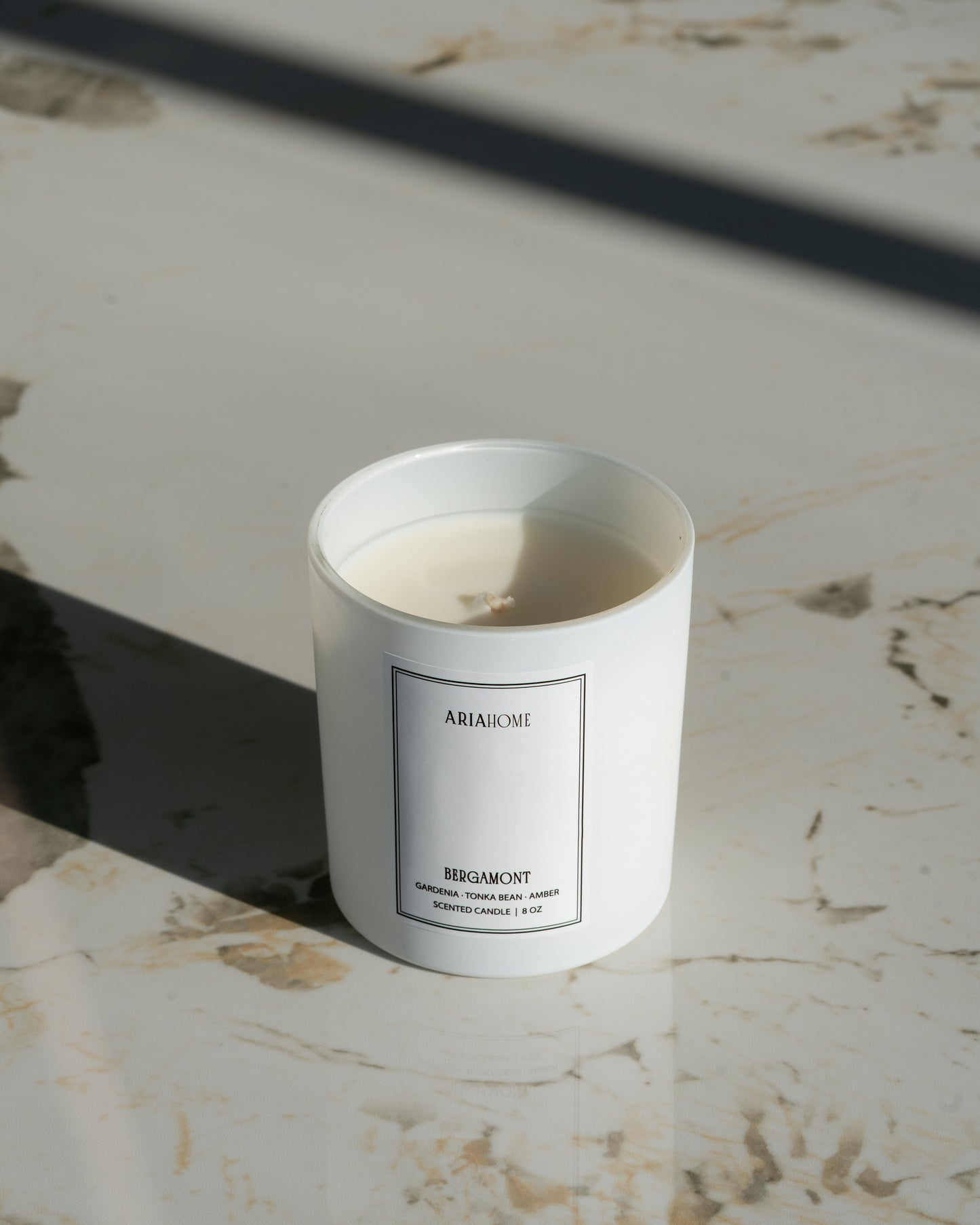 Matte White Candle with Magnetic Box - Bergamont