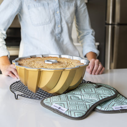 Bundt® Hot Pad
