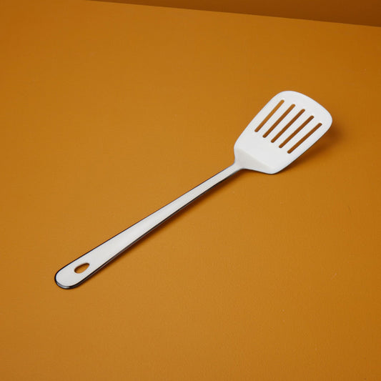 Harlow Spatula, White