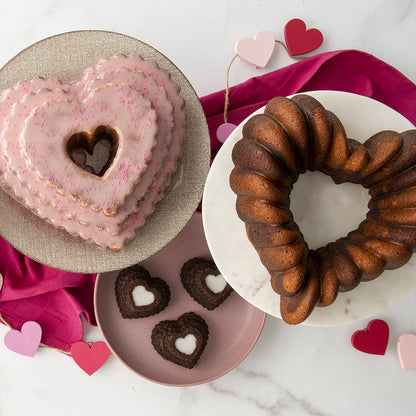 Elegant Heart Bundt®