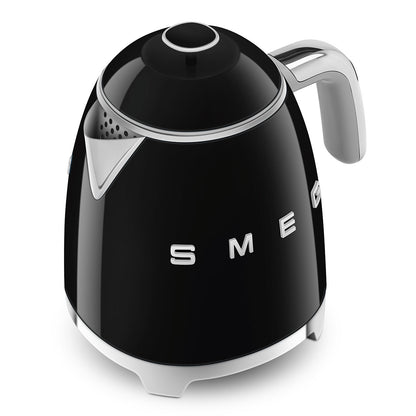 Retro-Style Black Mini Electric Kettle