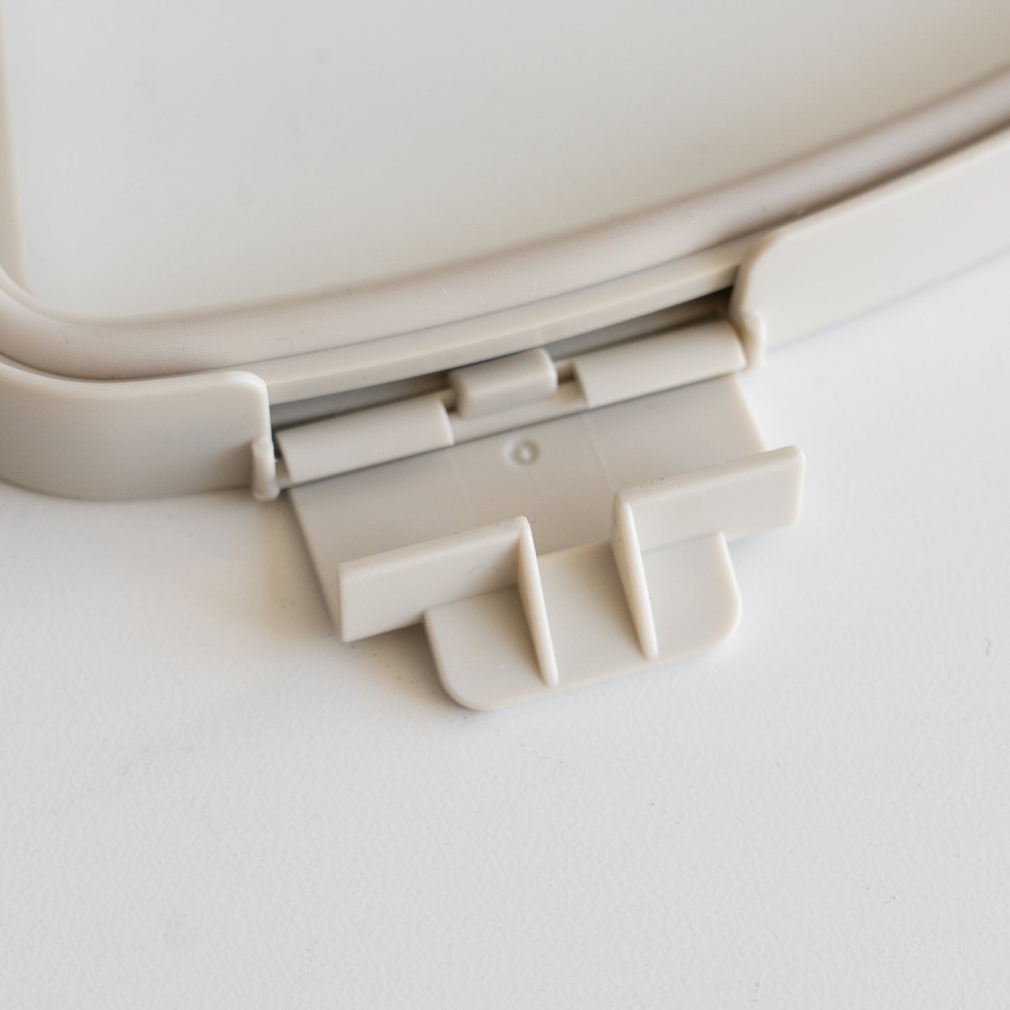 Pizza And Cheese Saver in Red