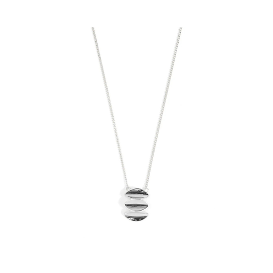 Stacked Ripple Pendant Necklace Silver