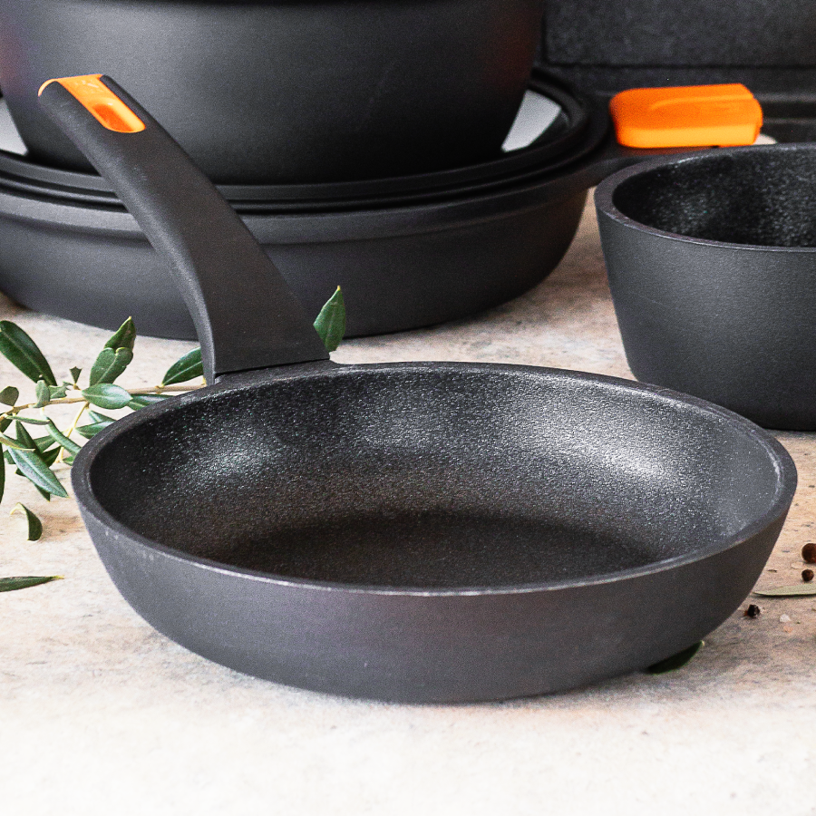 Efficient Pro Cast Aluminum Nonstick Frying Skillet 26 cm