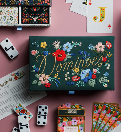 Strawberry Fields Dominoes Set