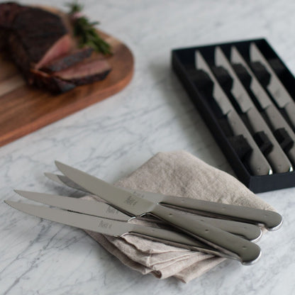 18/10 Stainless Steel Porterhouse Steak Knife Set In Black Presentation Box Set of 8
