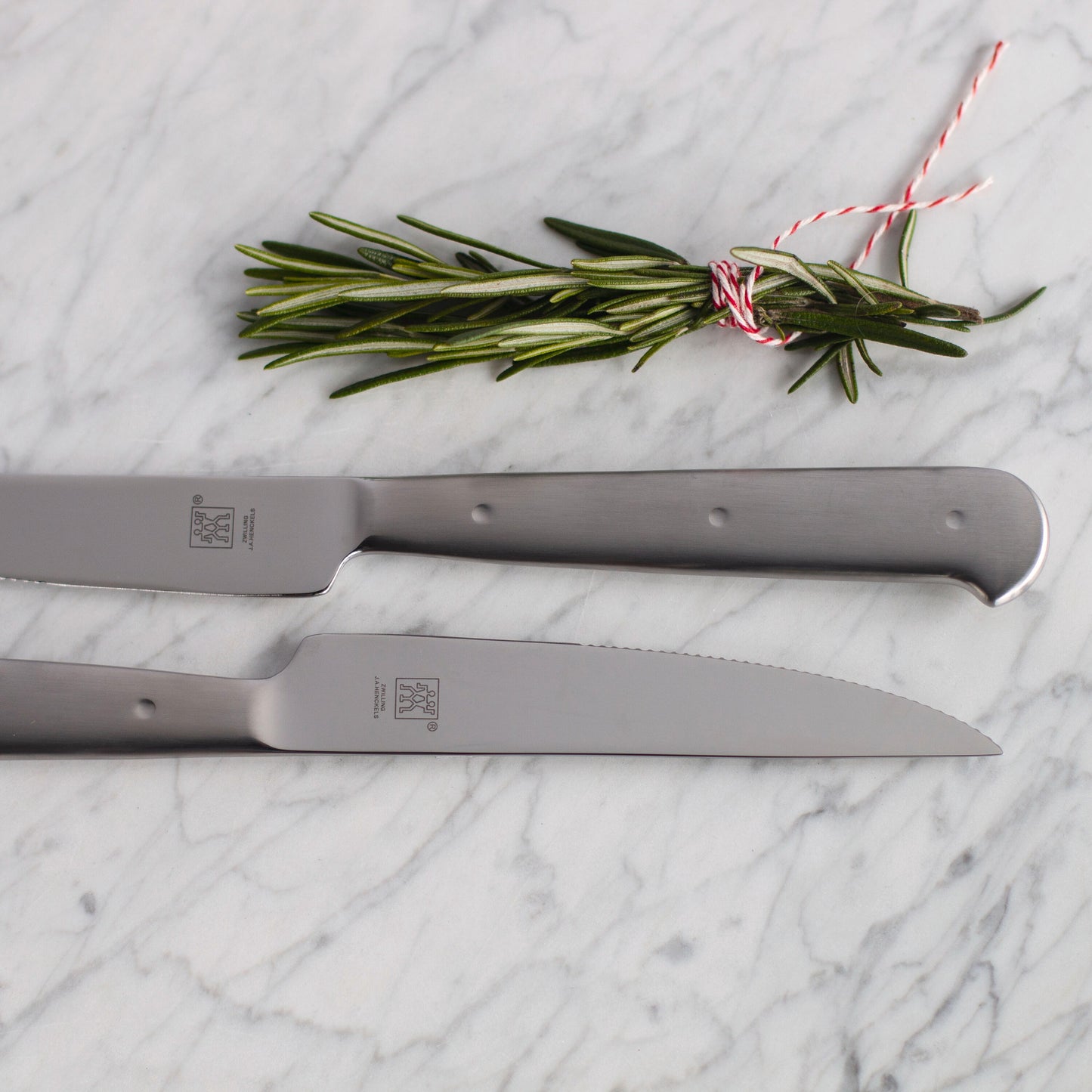 18/10 Stainless Steel Porterhouse Steak Knife Set In Black Presentation Box Set of 8