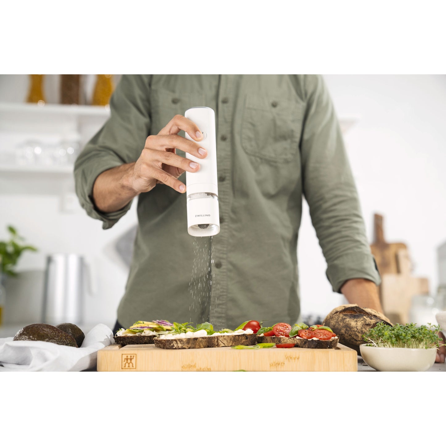 Enfinigy Electric Salt/Pepper Mill, White