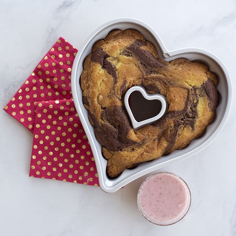 Elegant Heart Bundt®